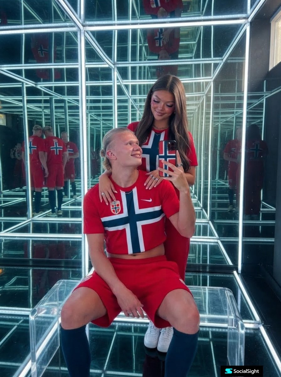 Norway-Inspired Sporty Mirror Selfie