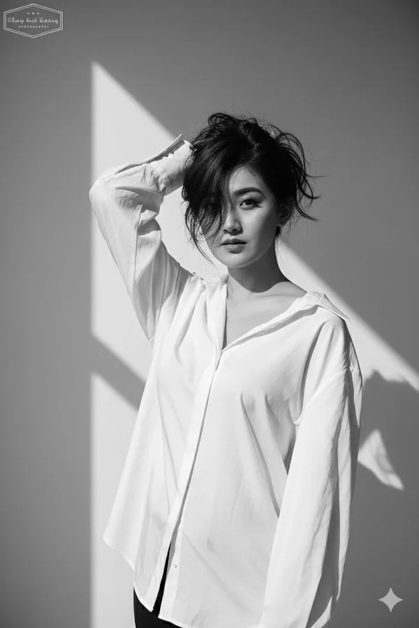 Black and White High-Fashion Editorial Portrait