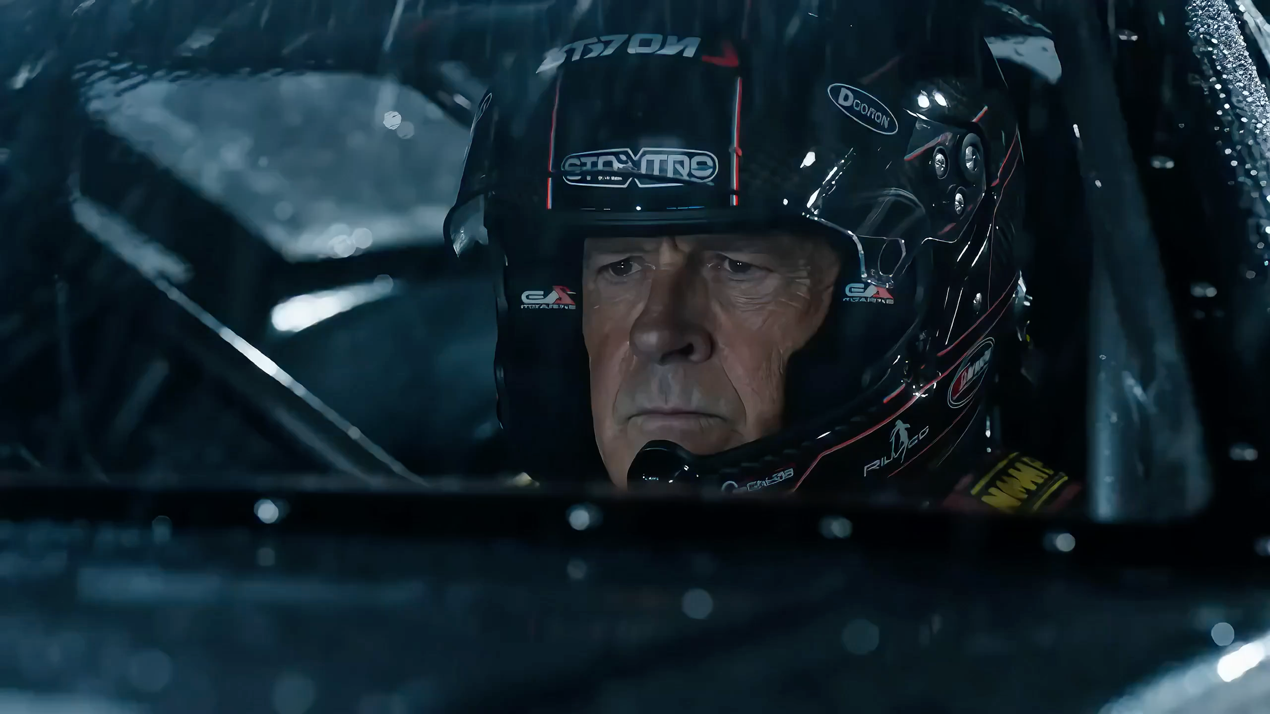 Hollywood Professional Racing Movie Style, Rainy Night Race