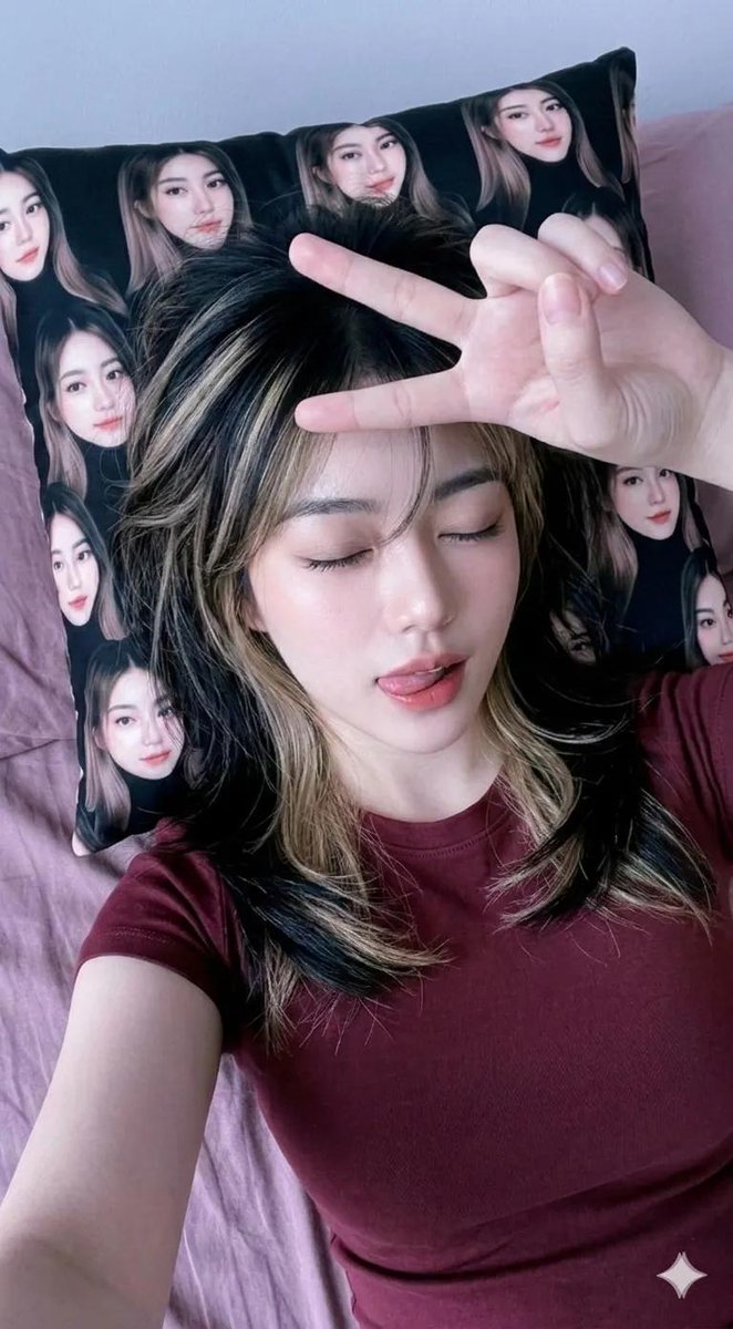 Masterpiece high resolution selfie of a young mature woman with beautifying filter