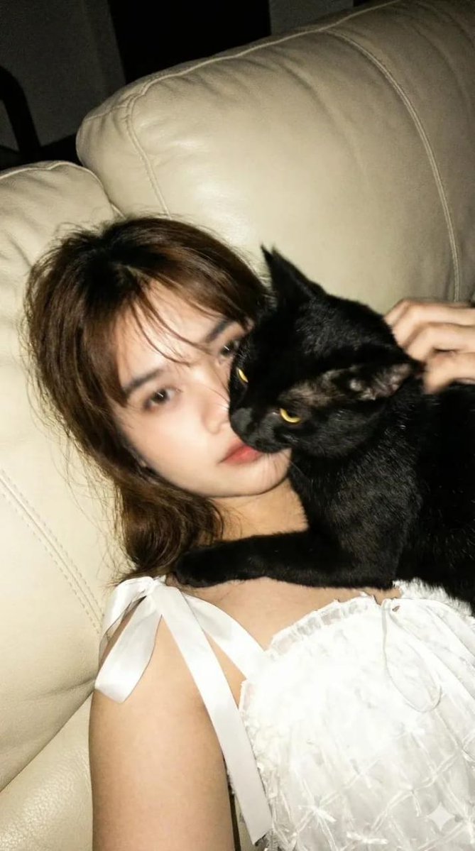 Blurry Selfie Girl Cat Cuddle