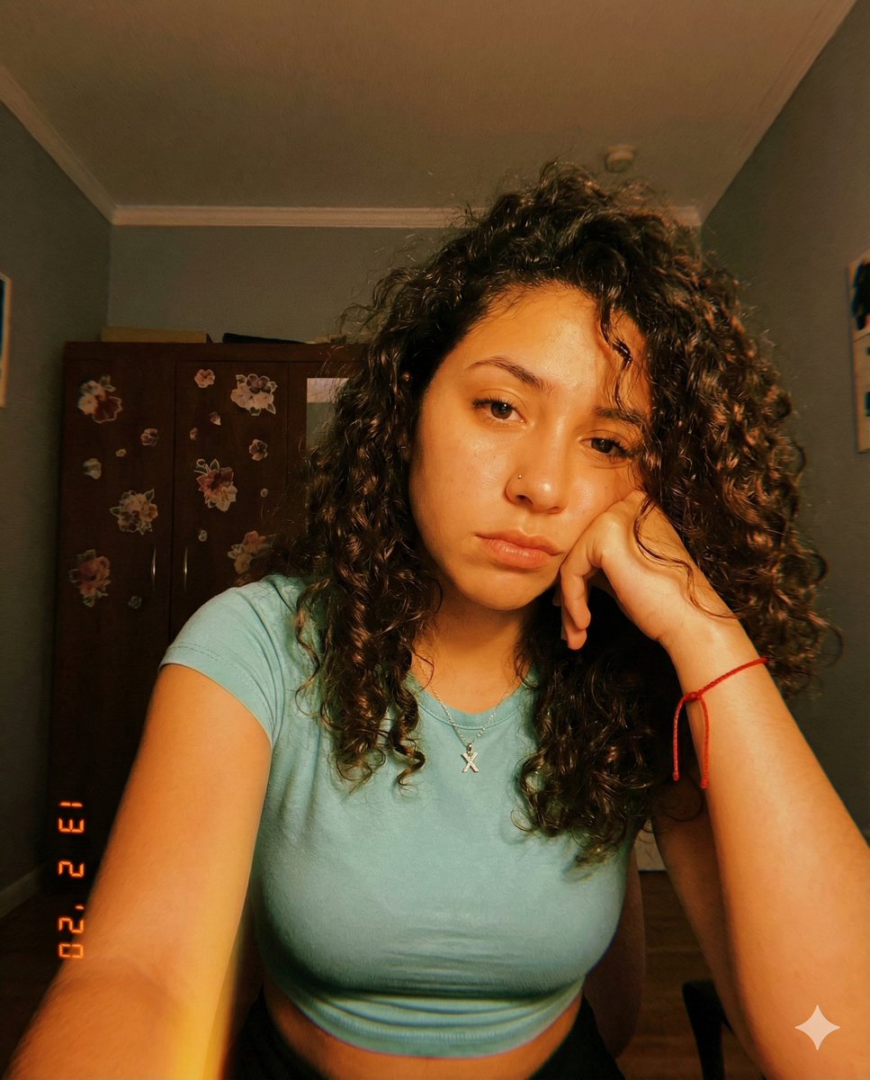 Dreamy Retro Bedroom Selfie Glow