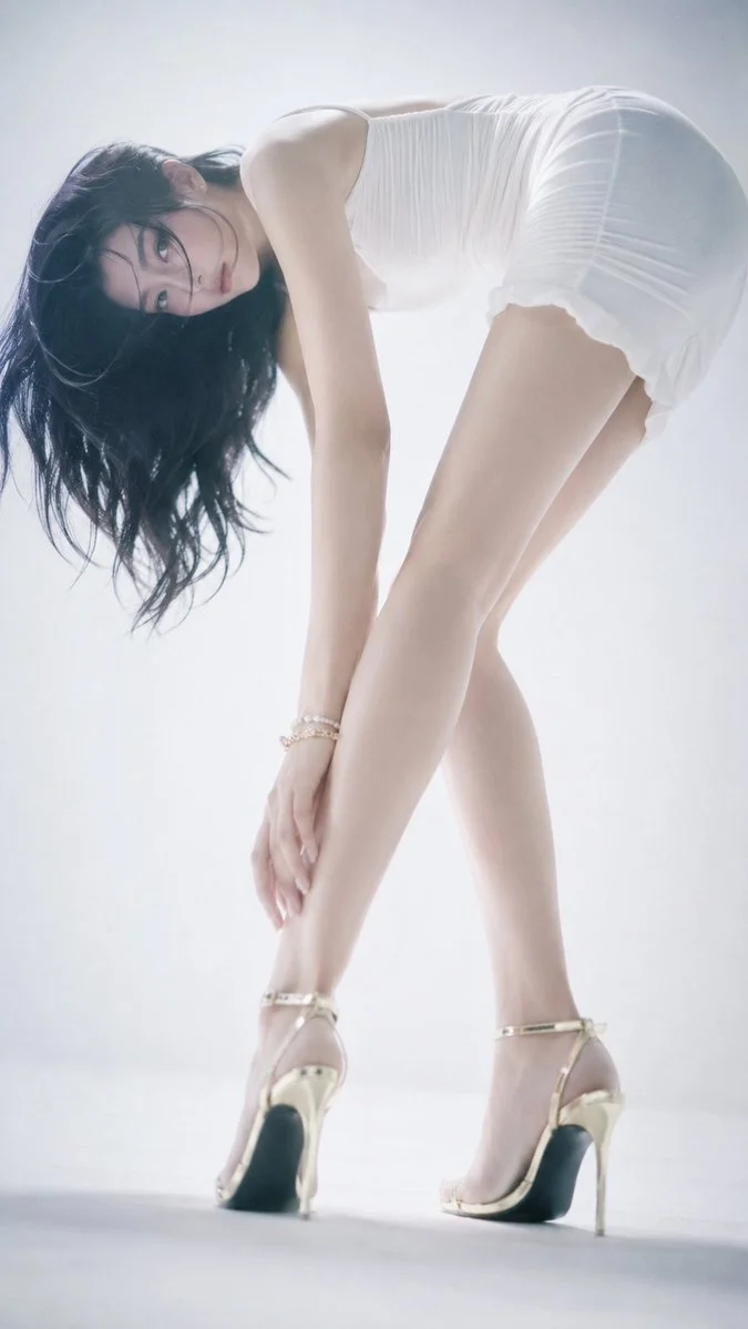 Soft Focus Fashion Beauty Commercial