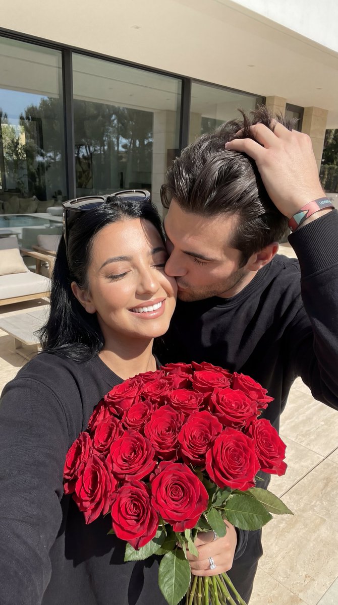 Roses and Midday Kiss