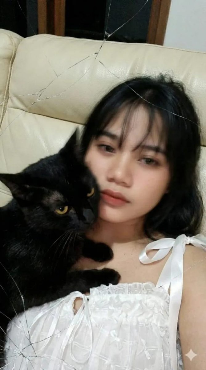 Blurry Selfie with Cat