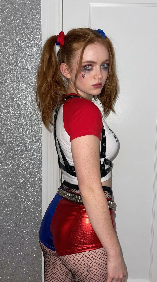 Harley Quinn Cosplay Photoshoot