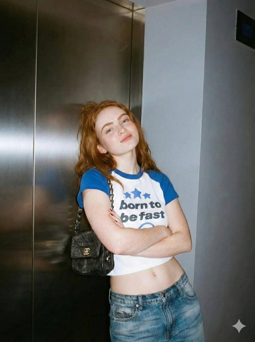 Y2K Elevator Street Snap