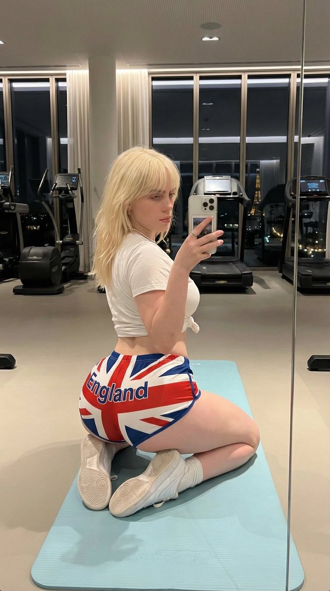Gym Mirror Selfie Night Workout