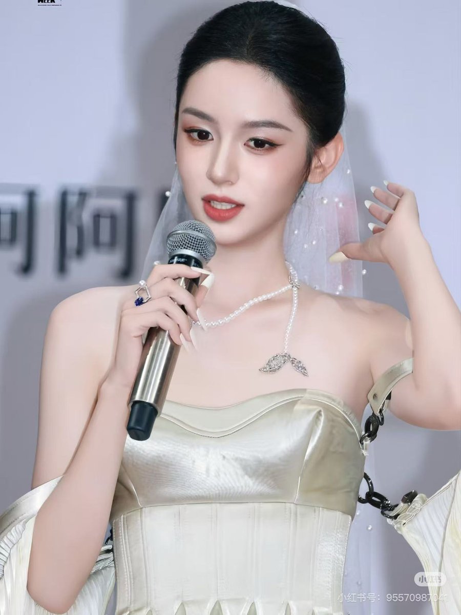 K-Pop Idol 9-Grid Expressions