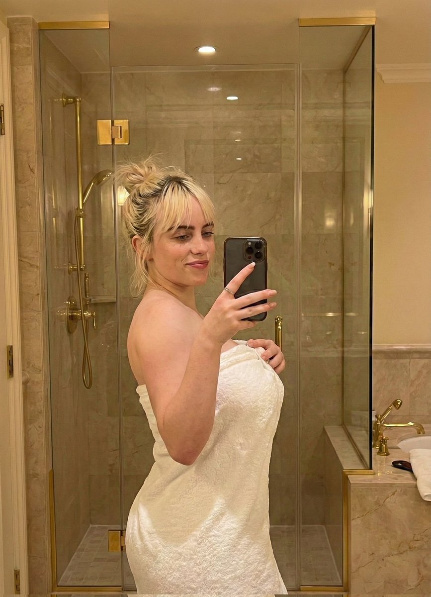 Elegant Mirror Selfie in Luxury