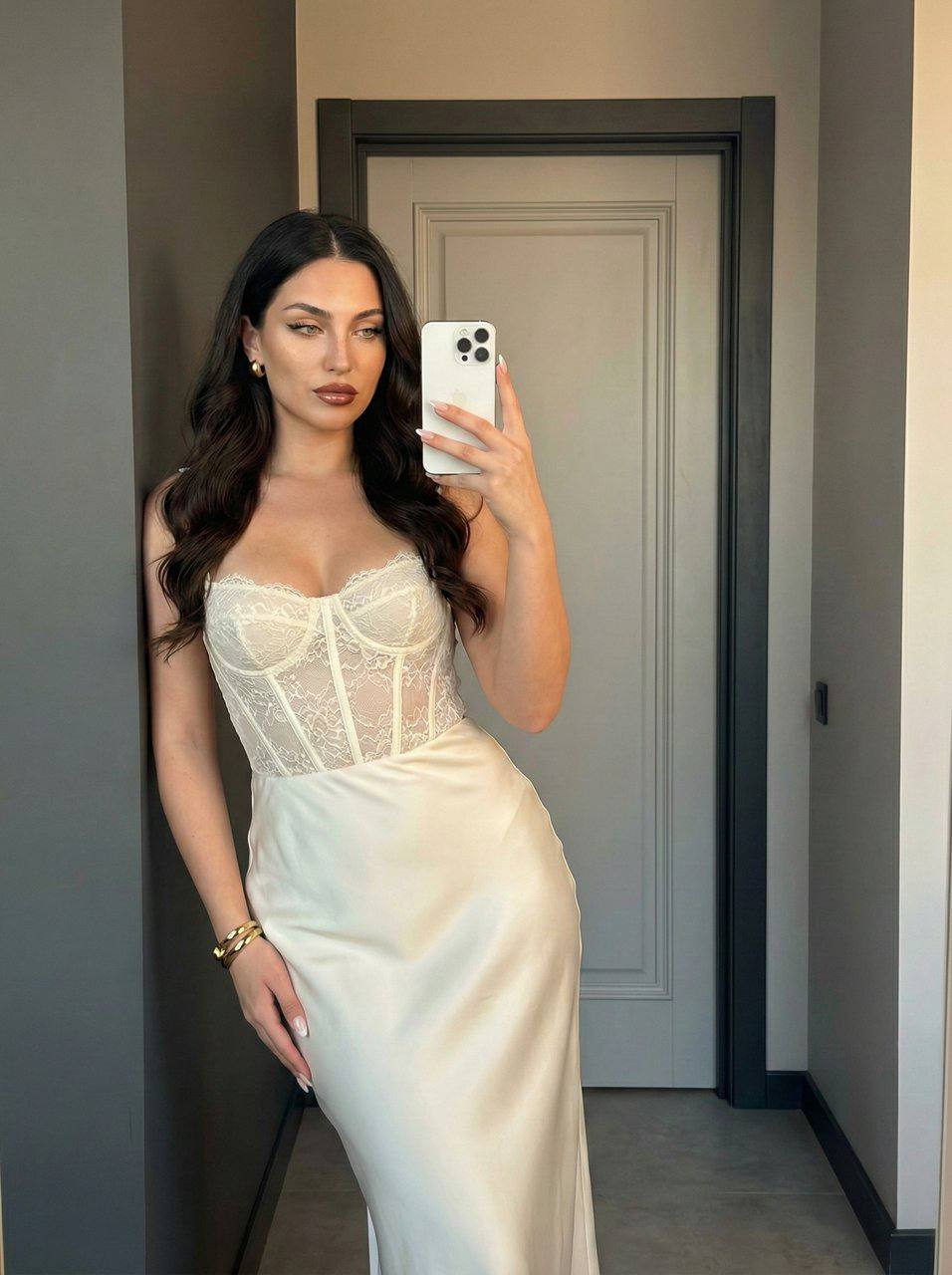 Ivory Lace Elegance Selfie