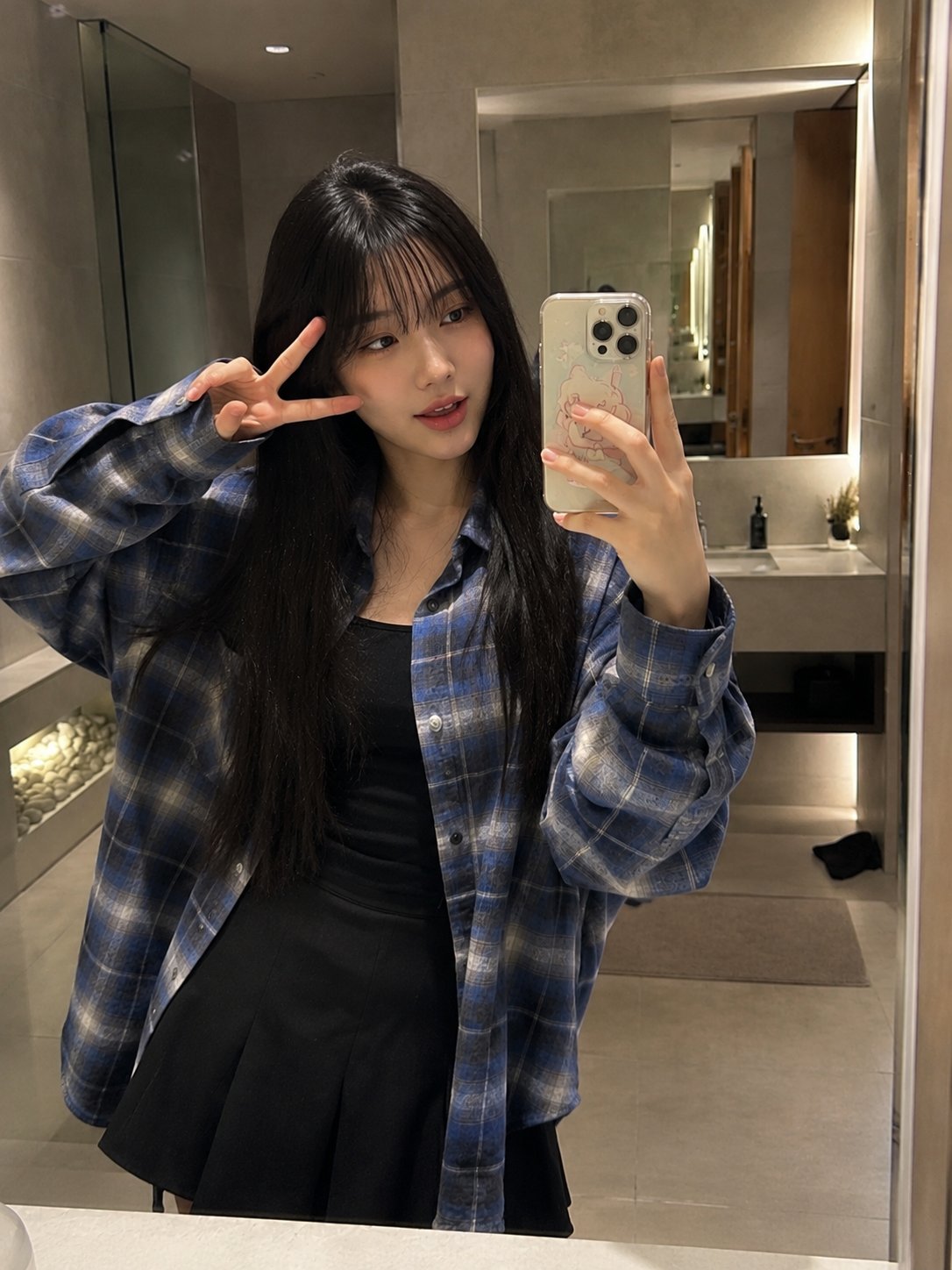 Cozy Bathroom Mirror Selfie Moment