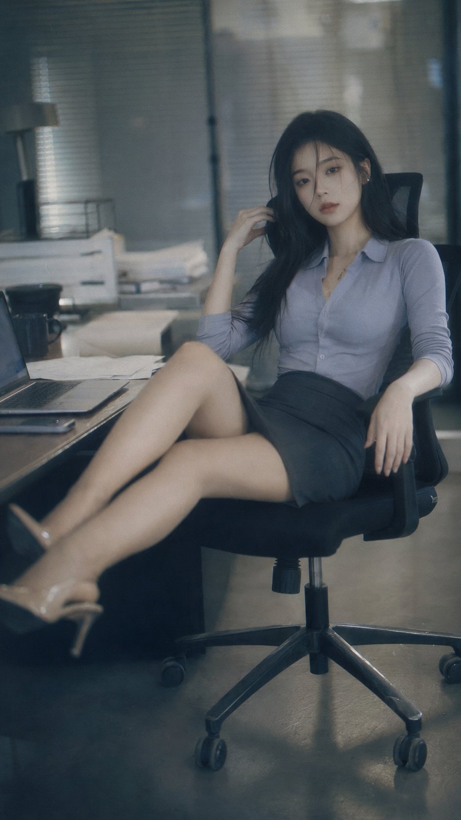 Melancholic Office Lady Reverie