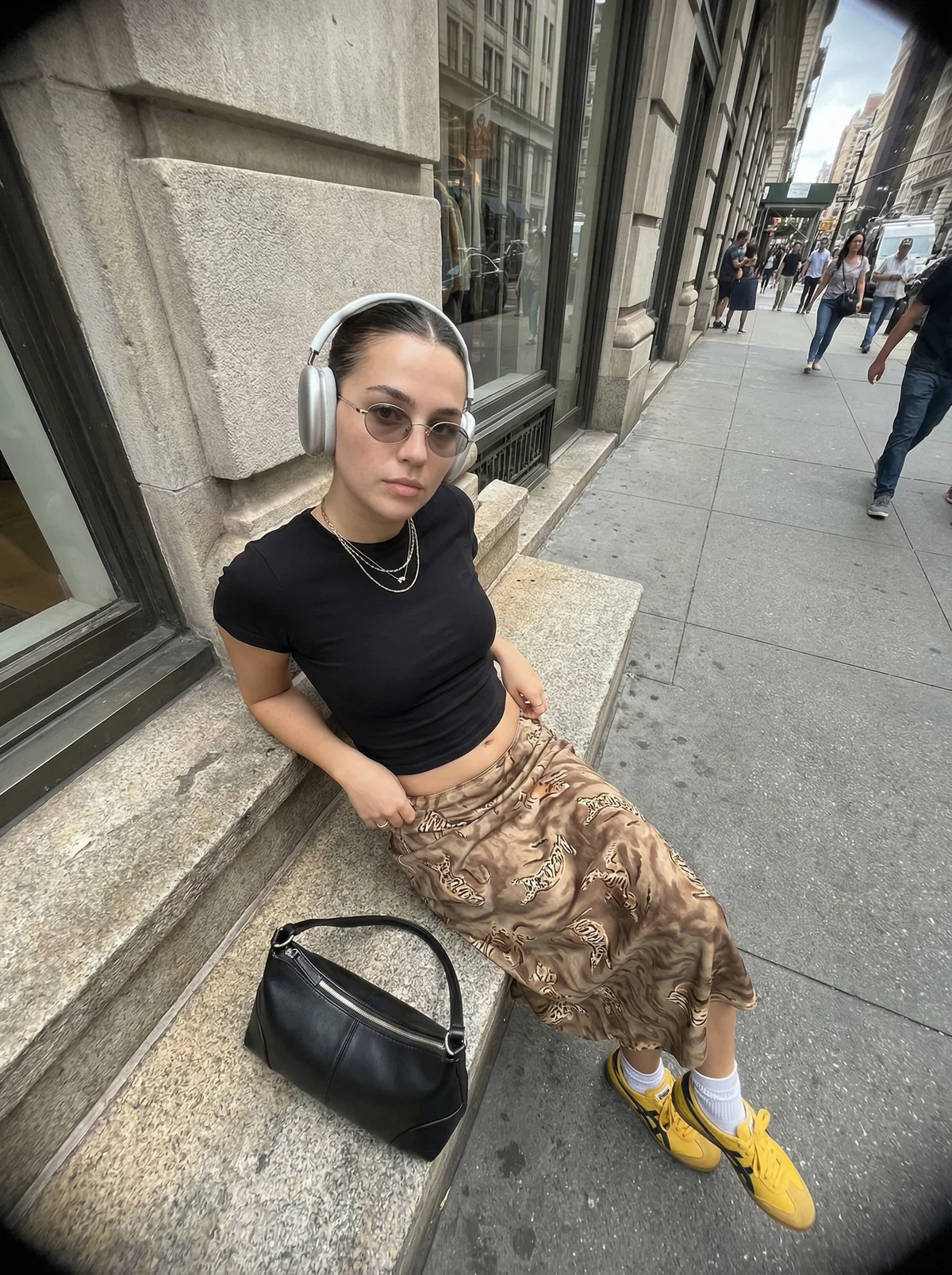Urban Sidewalk - Streetwear