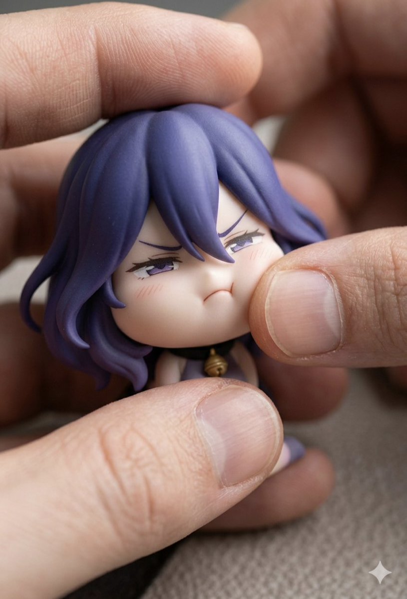 Macro Chibi Figurine Squishy Cheek