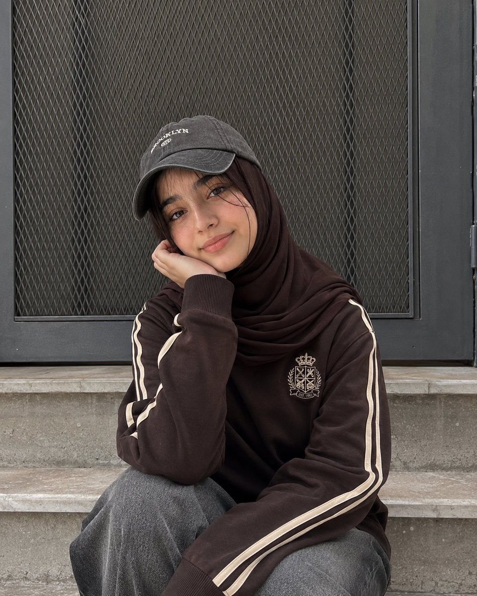 Streetwear Hijab Portrait Session