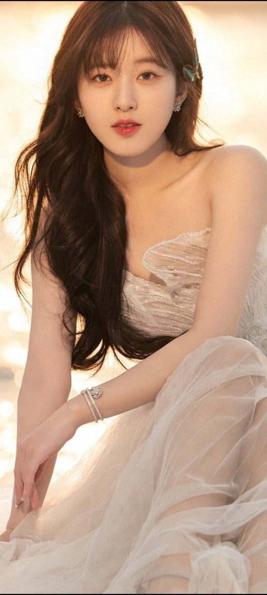 Zhao Lusi Ethereal Mermaid Goddess