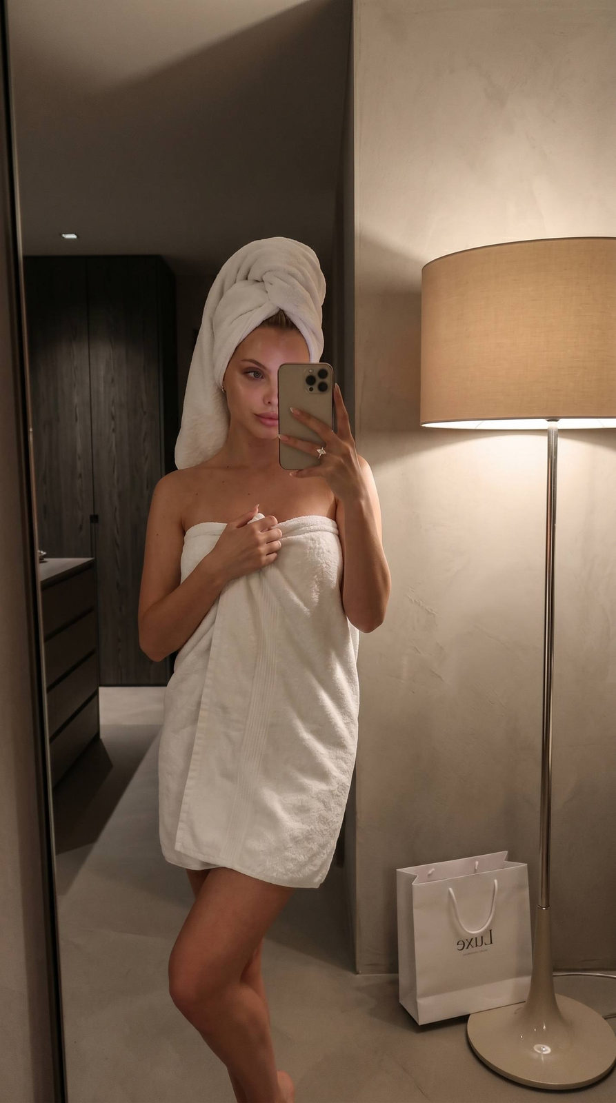 Photorealistic Towel Selfie In Luxury Interior