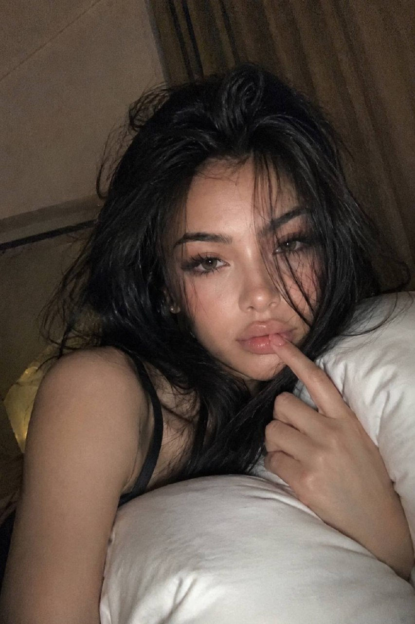 Korean Ulzzang Midnight Bedroom Selfie Aesthetic