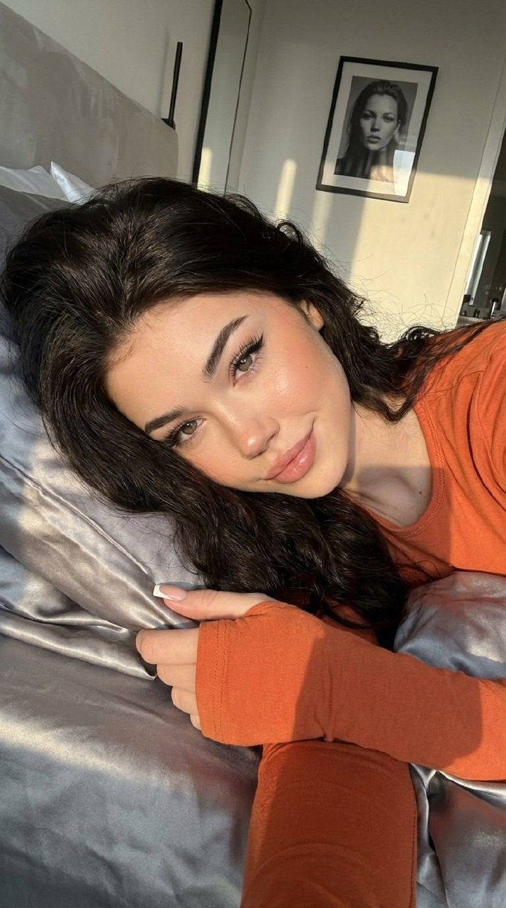 Golden Hour Silk Selfie
