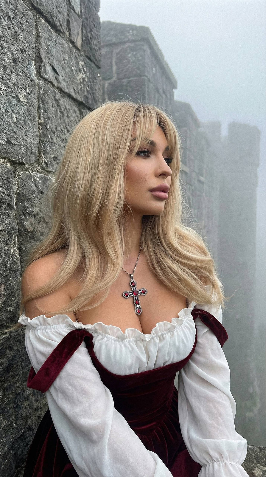 Castle Fog Maiden Gaze