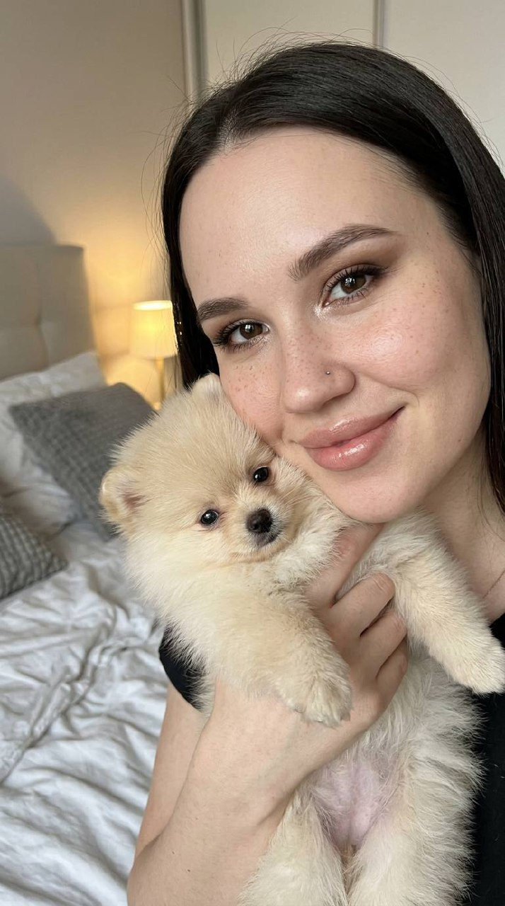 Cozy Selfie With Cream Pomeranian Puppy