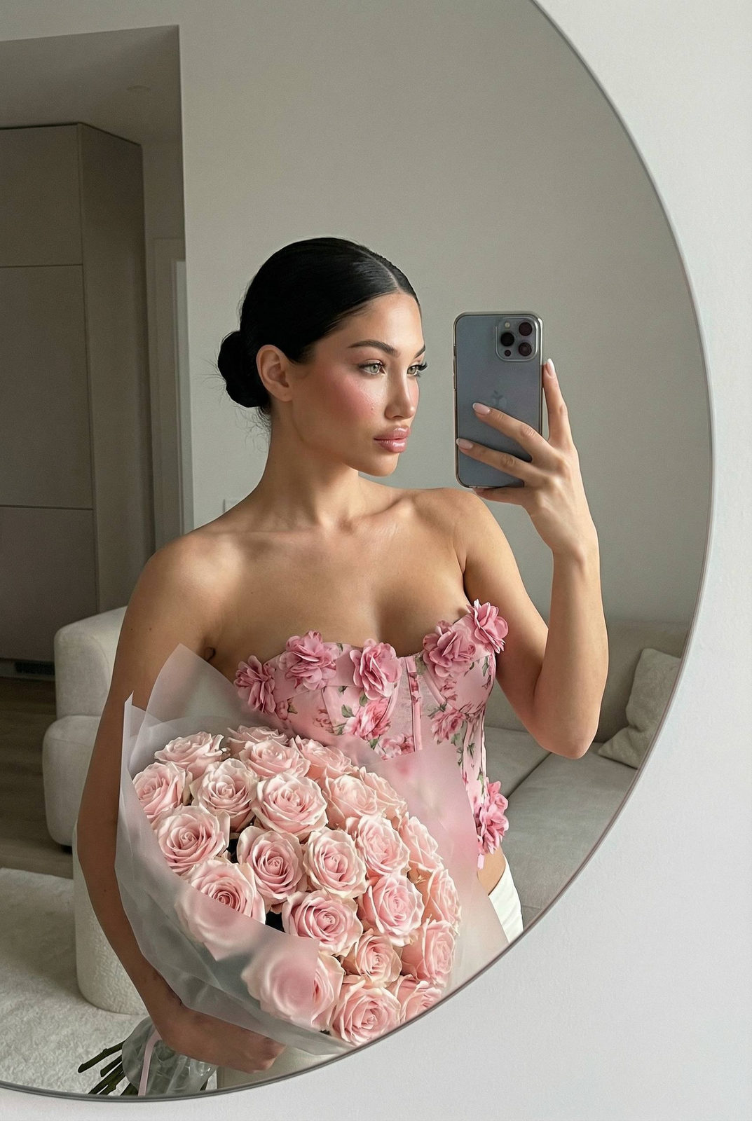 Pink Rose Mirror Selfie Style