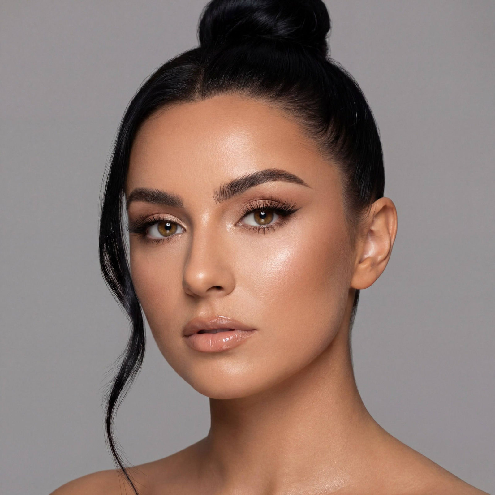 Ultra Realistic Glam Beauty Portrait
