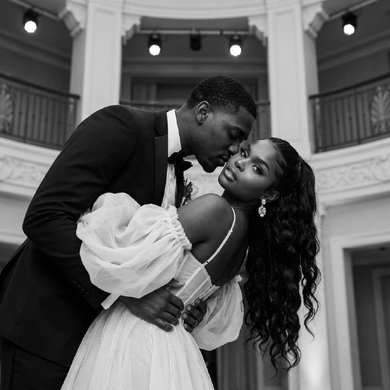 Monochrome Wedding Kiss