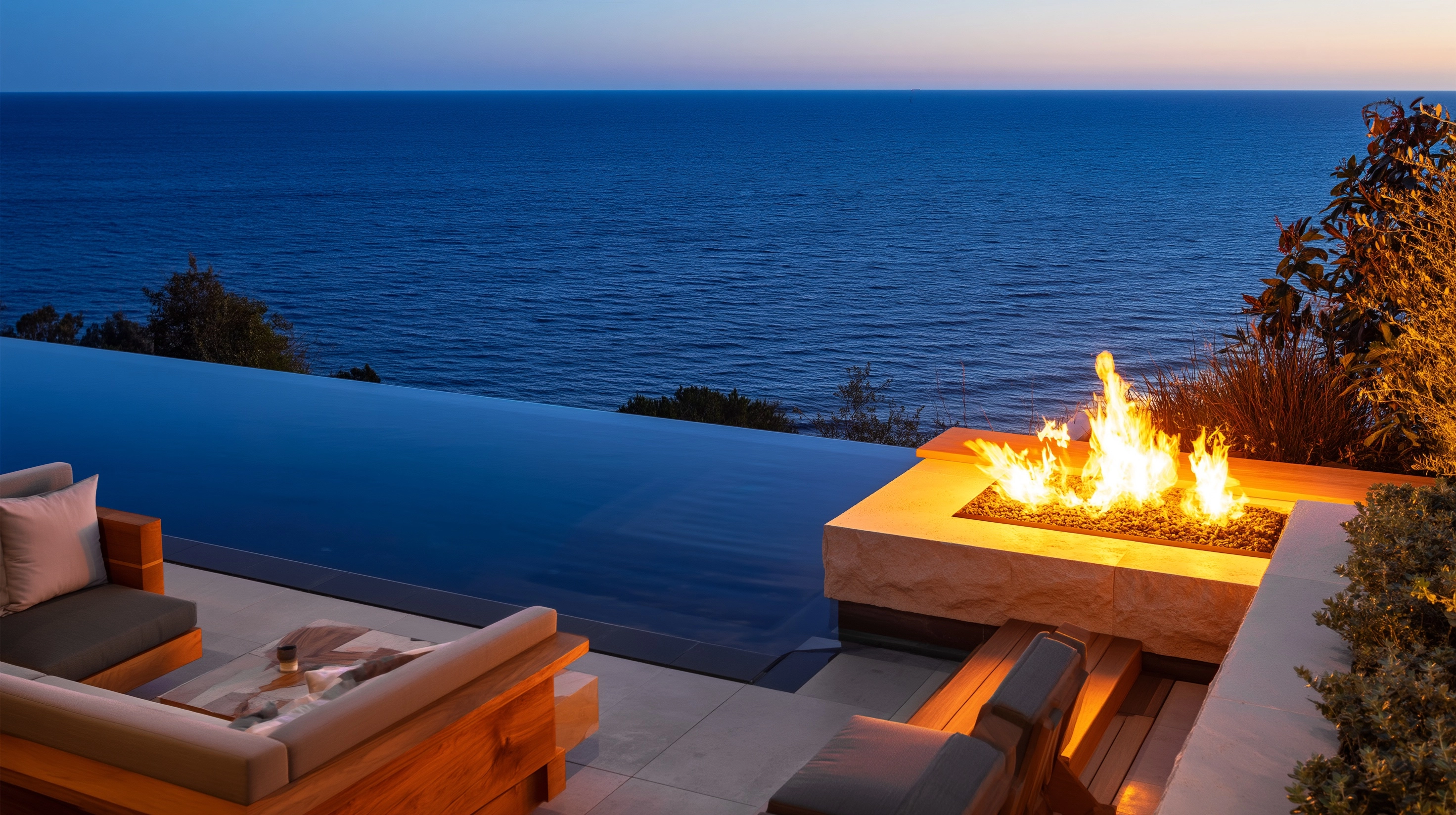 Ultra-modern luxury backyard pool, cliffside Rancho Palos Verdes