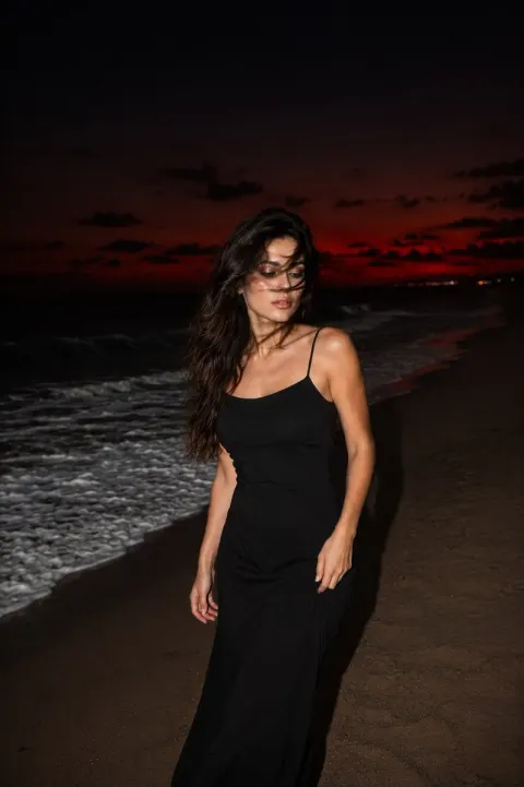 Cinematic Beach Walk with Flash