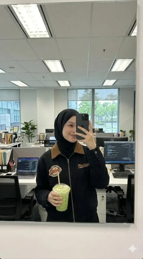 Modern Office Hijab Selfie