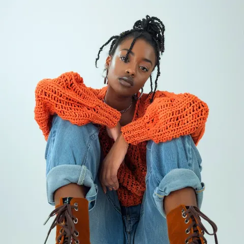 Model Orange Sweater Studio