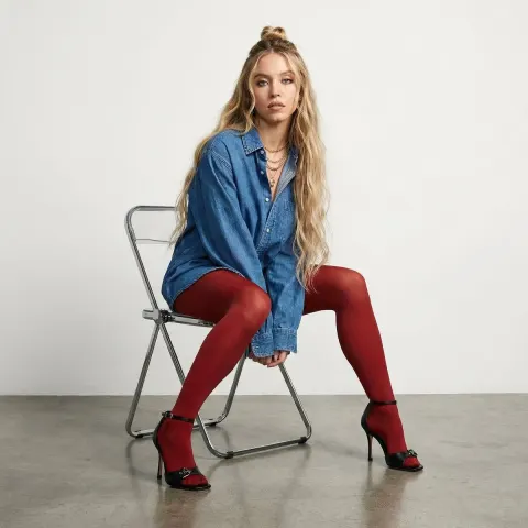 Chic Blonde Fashion Portrait