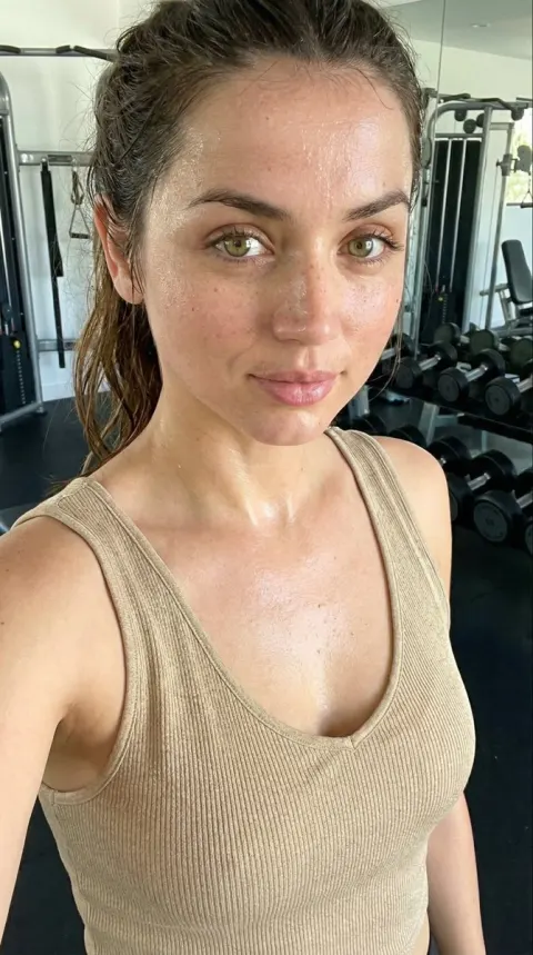 Post-Workout Sweat Glow Selfie