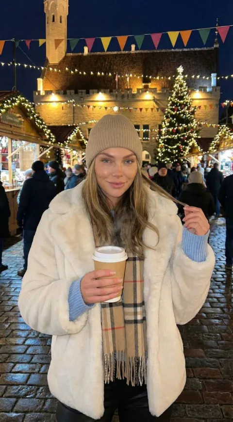 Christmas Market Lifestyle Portrait