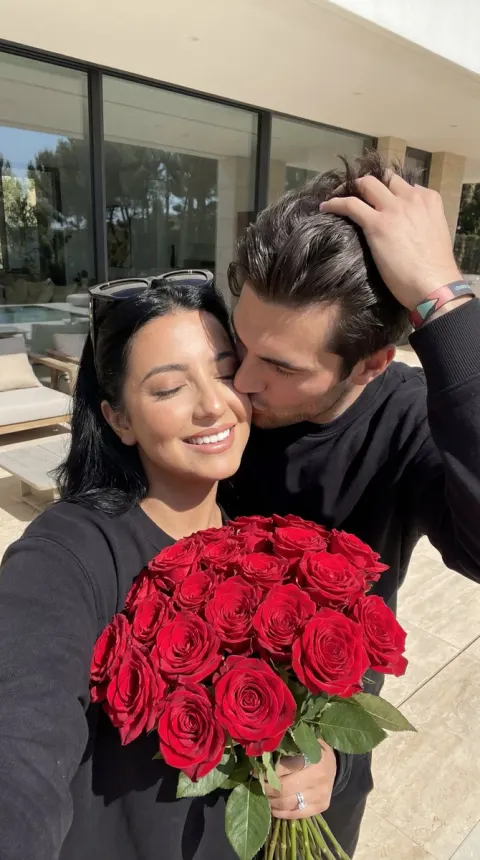 Roses and Midday Kiss