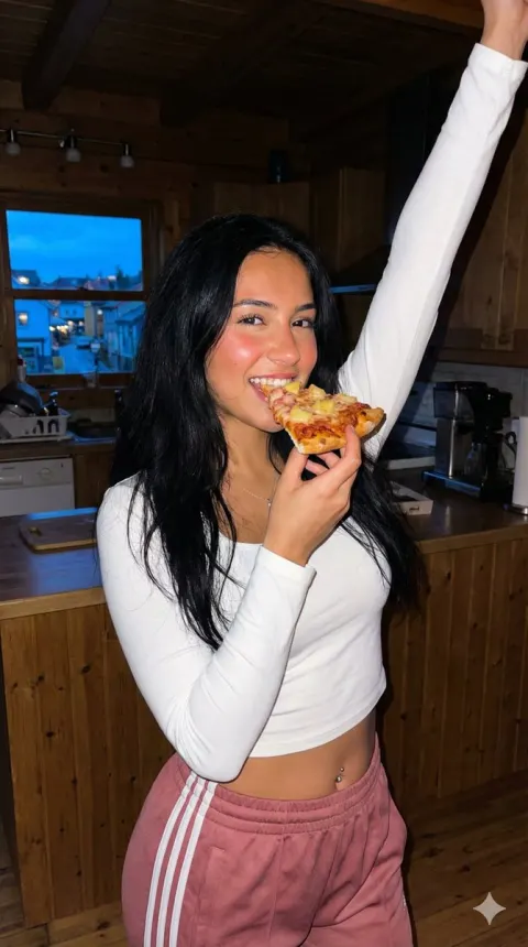 Flash Pizza Girl Night
