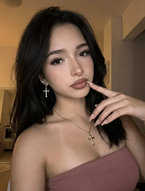 iPhone 17 Pro Low-Light Portrait