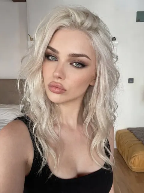Platinum Blonde Beauty Selfie