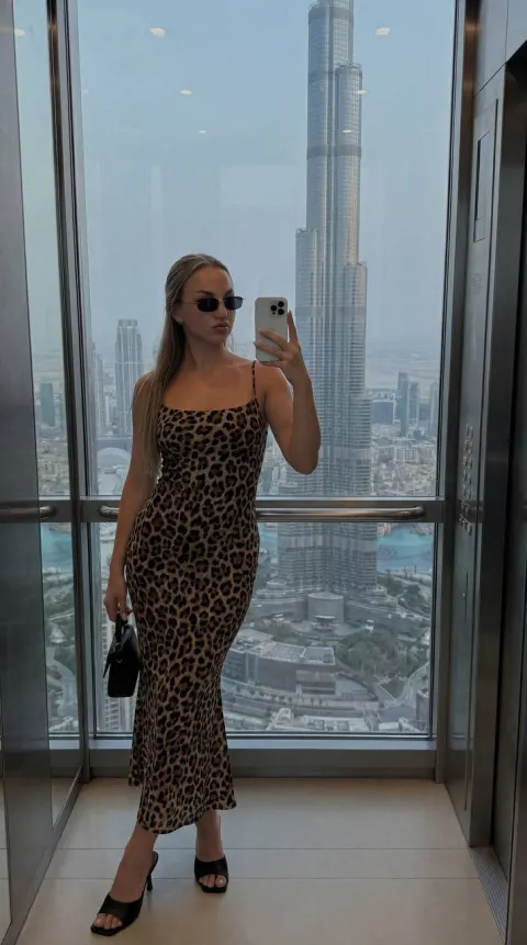 Mirror Selfie Leopard Dress Dubai