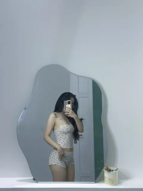 Cherry Print Mirror Selfie