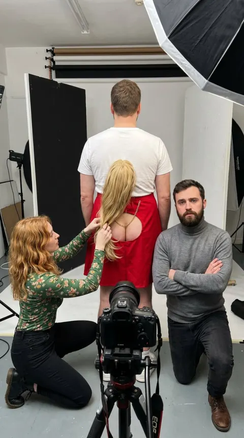 Studio Trick: Man's Back as Woman's Chest
