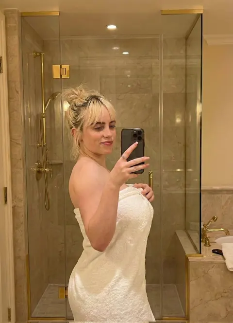 Elegant Mirror Selfie in Luxury
