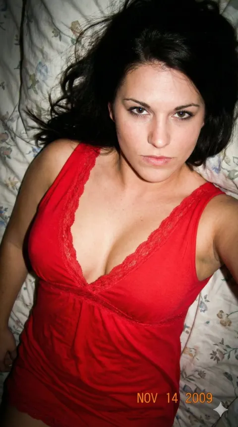 Vintage Red Nightdress Snapshot