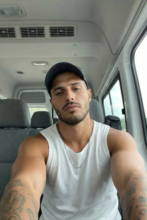 Van Selfie Rugged Guy