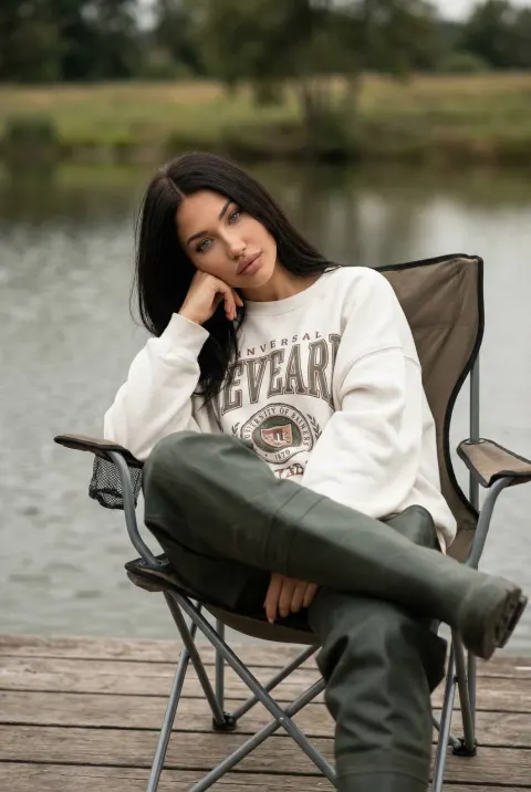 Lakeside Casual Fashion Portrait