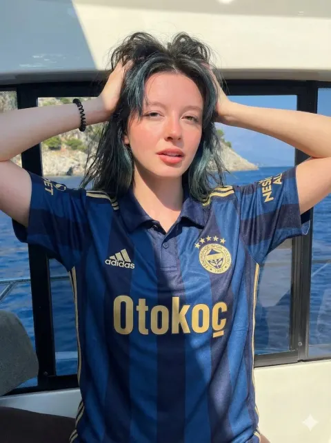 Fenerbahçe Fan Yacht Photoshoot