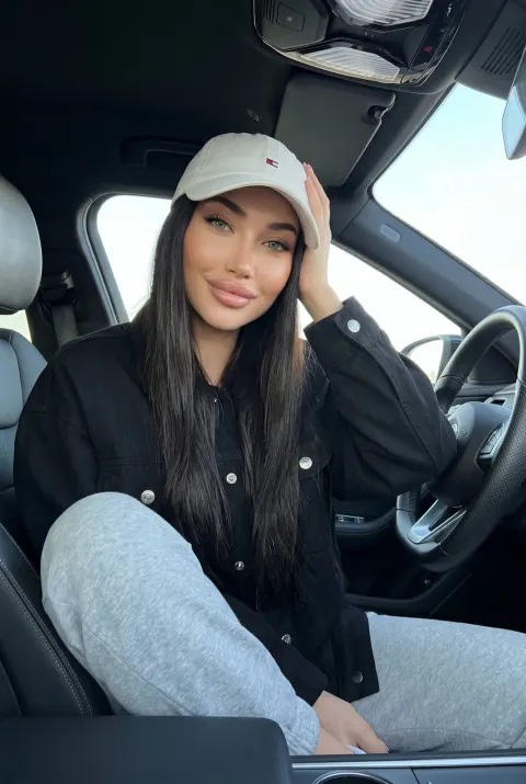 Car Selfie Cool Girl Aesthetic