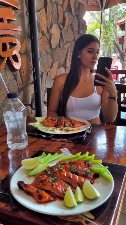 Raw Dining Photo South American Woman
